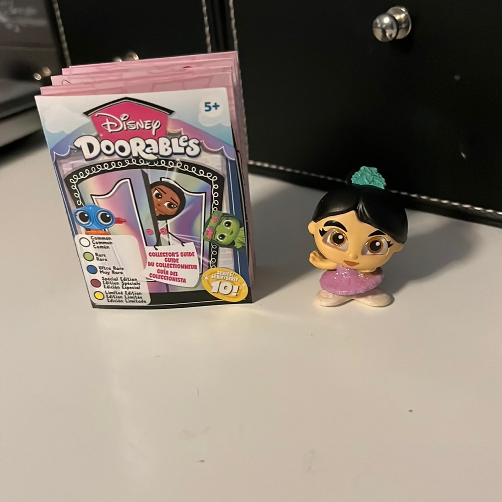 Disney doorables series 10 Mulan
